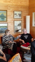 Sisarukset muistelee, Ulla ja Heli